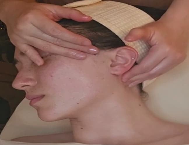 Lymphatic face massage